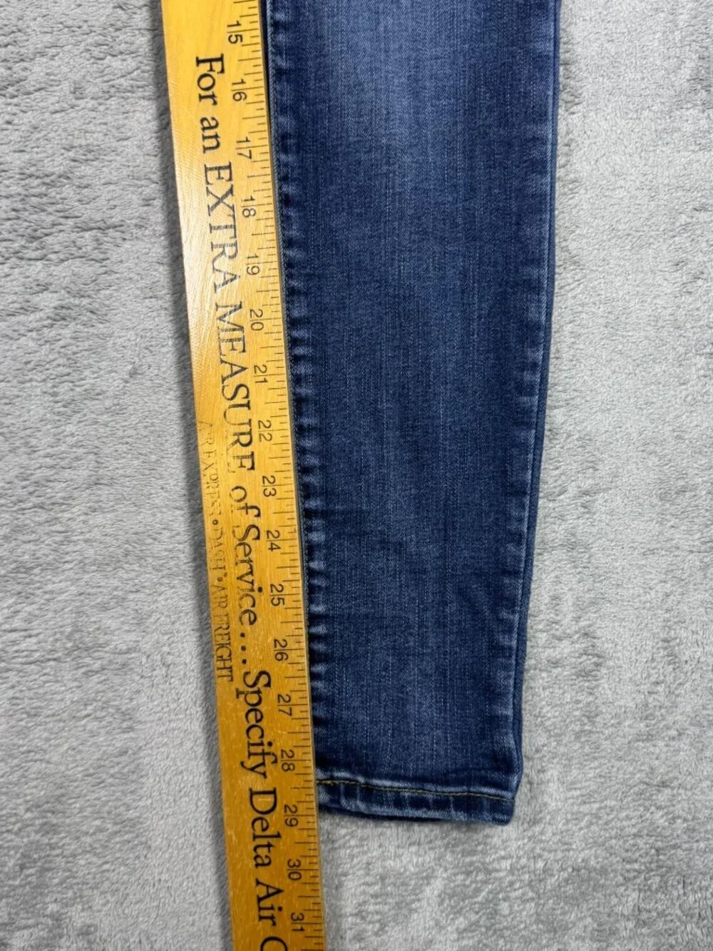 Jessica Simpson size tagged